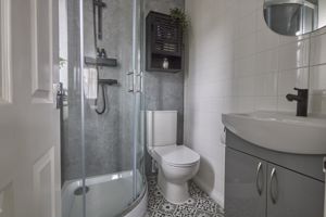 En Suite- click for photo gallery